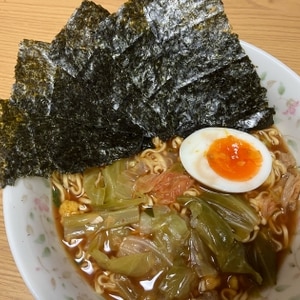 茹で卵と野菜入り☆スープカレーラーメン